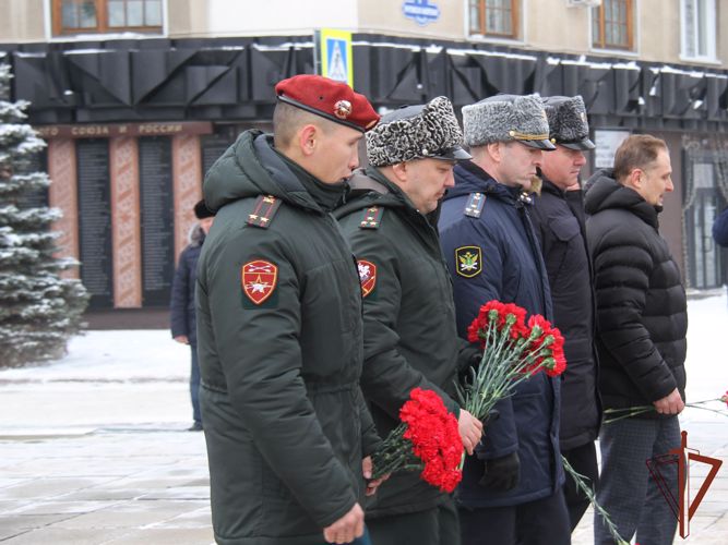 Приуроченные ко Дню защитника Отечества мероприятия проходят в Сибирском округе Росгвардии 