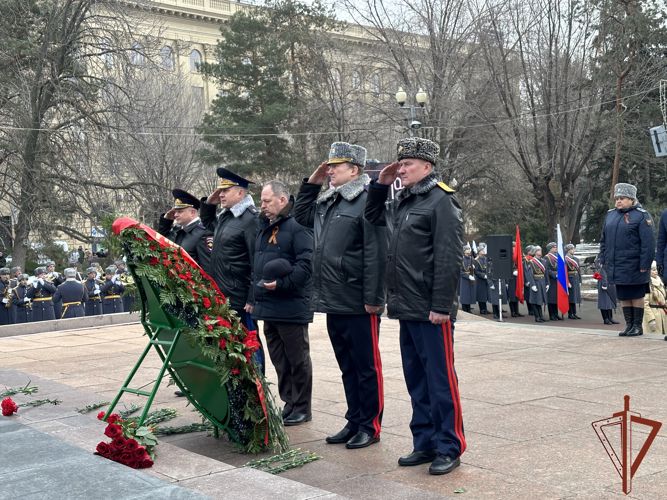 Начальник Управления Росгвардии по Волгоградской области почтил память защитников Сталинграда