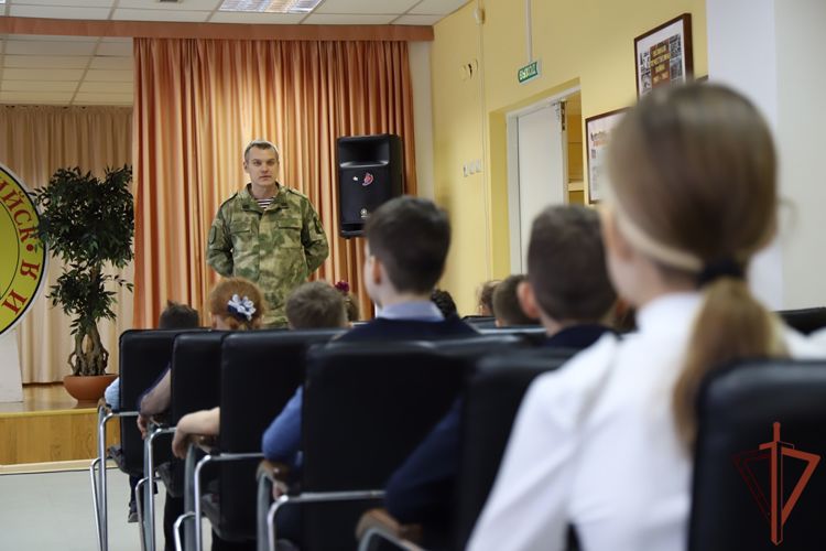 В Уральском округе Росгвардии отметили День военной автомобильной инспекции ведомства