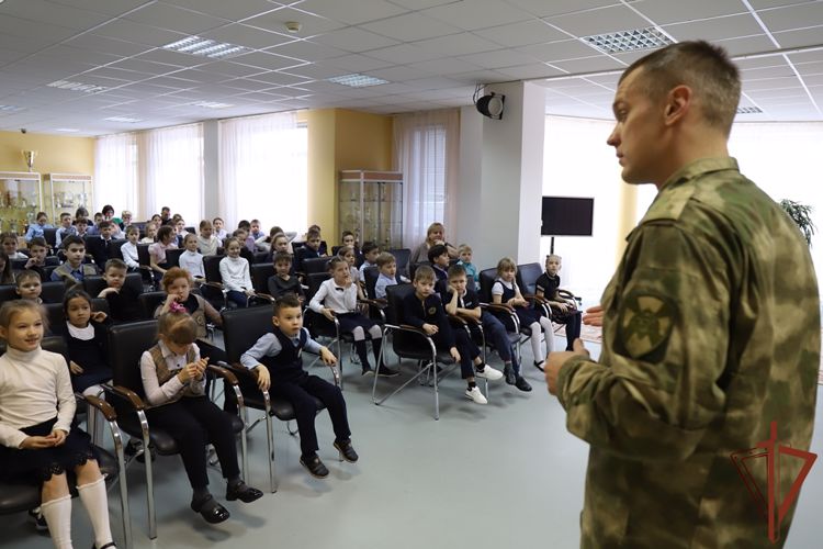В Уральском округе Росгвардии отметили День военной автомобильной инспекции ведомства
