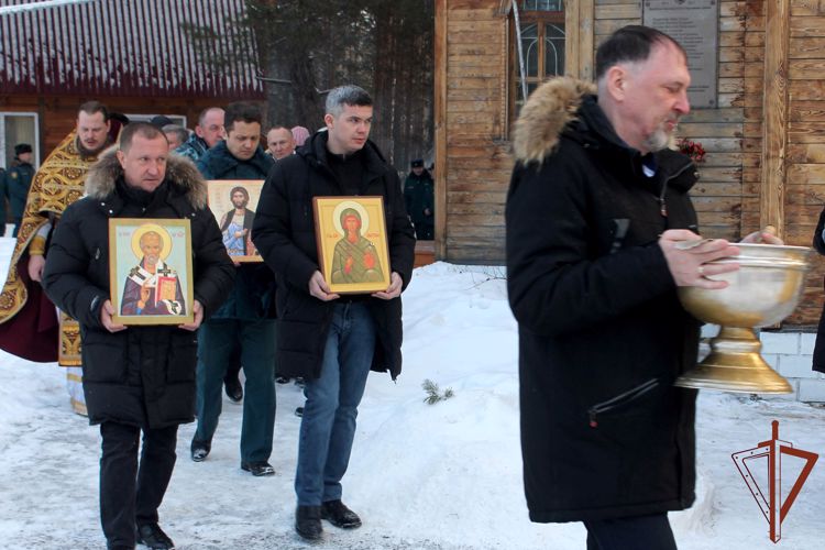 Представители Росгвардии в Кургане приняли участие в молебне о здравии участников спецоперации