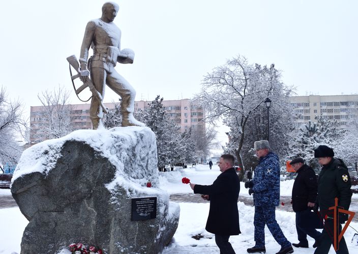 Память воинов-интернационалистов почтили росгвардейцы Южного округа