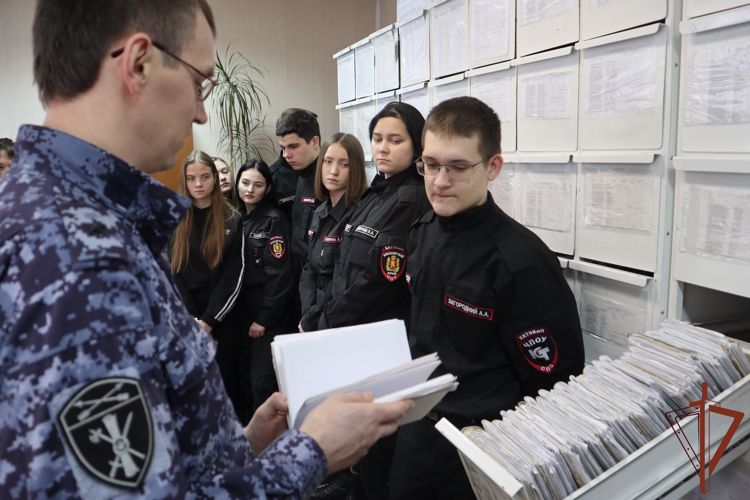 В преддверии дня создания подразделений лицензионно-разрешительной работы Росгвардии в Сибири проходят праздничные мероприятия