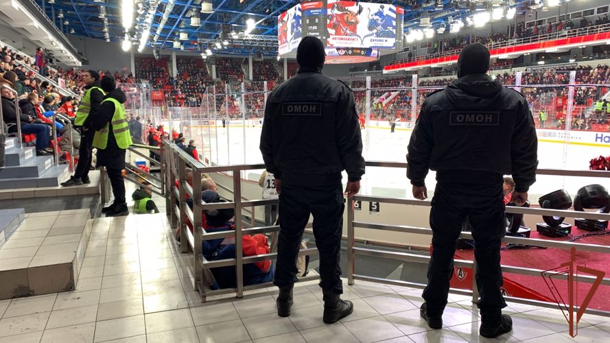 В Екатеринбурге Росгвардия обеспечила охрану порядка на хоккейном матче континентальной лиги