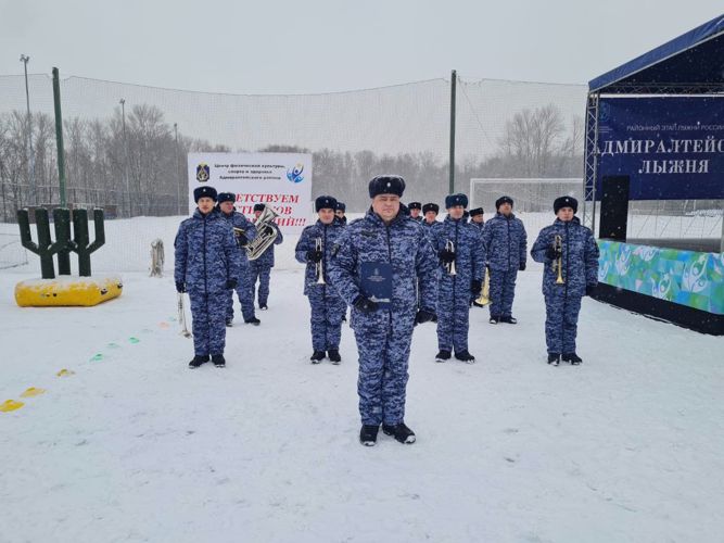 Оркестр полка СЗО Росгвардии поддержал участников всероссийских соревнований «Лыжня России»