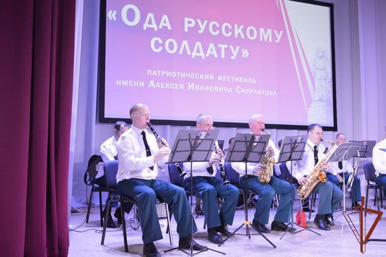 Праздничные мероприятия прошли в Сибирском округе Росгвардии в День образования военно-оркестровой службы ведомства