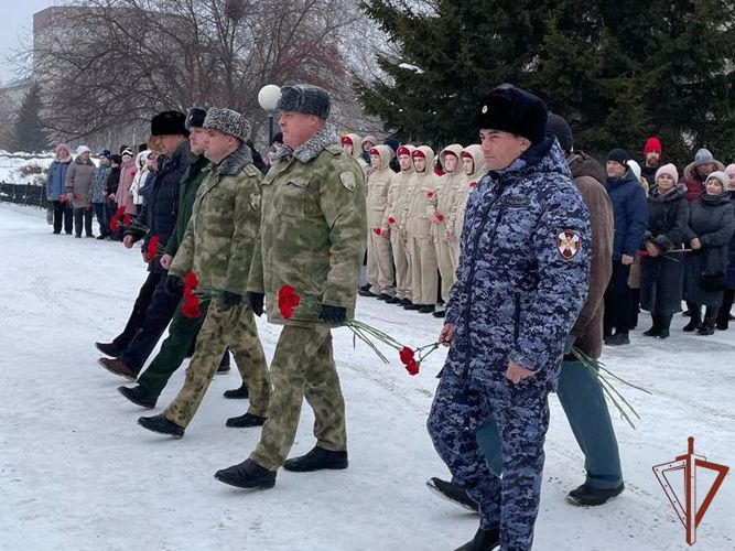 Торжественные мероприятия, приуроченные ко Дню защитника Отечества, прошли в Сибири