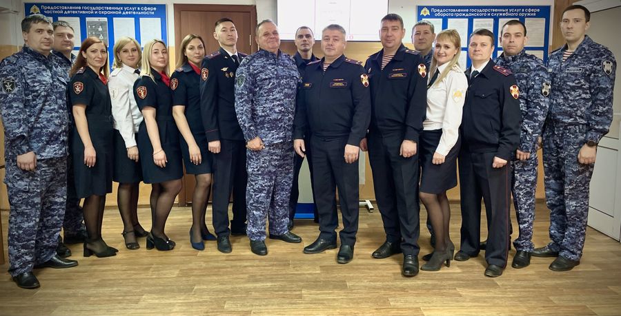 В Сибири отмечается день создания подразделений государственного контроля и лицензионно-разрешительной работы Росгвардии