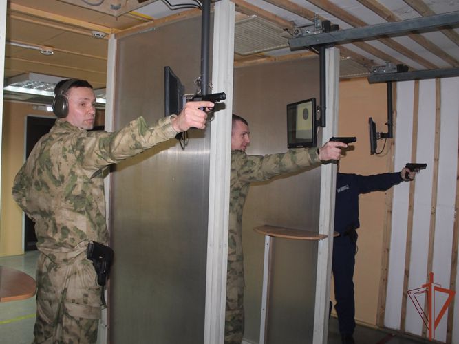 Чемпионат Сибирского округа Росгвардии по зимнему офицерскому троеборью состоялся в Томской области