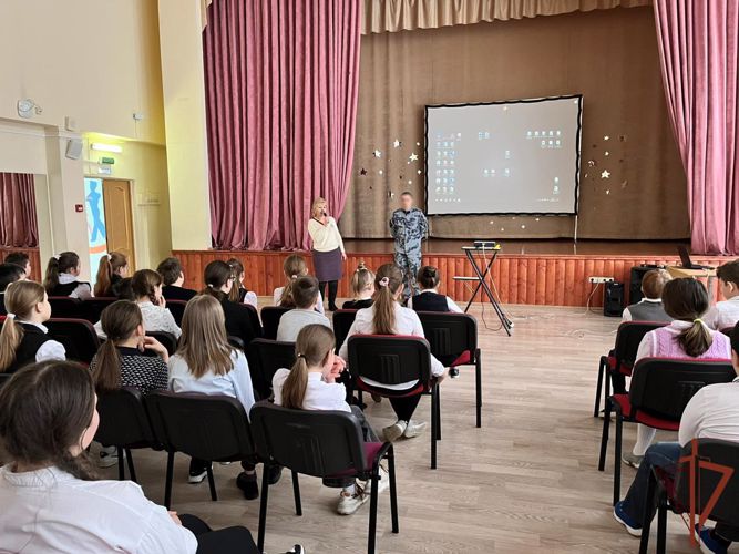 Росгвардейцы в Москве приняли участие в мероприятиях, посвященных 34-ой годовщине вывода советских войск из Афганистана