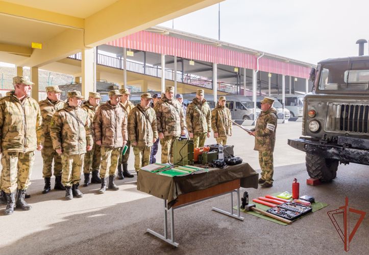Занятия по переводу техники и вооружения на летний период эксплуатации прошли в Северо-Кавказском округе Росгвардии