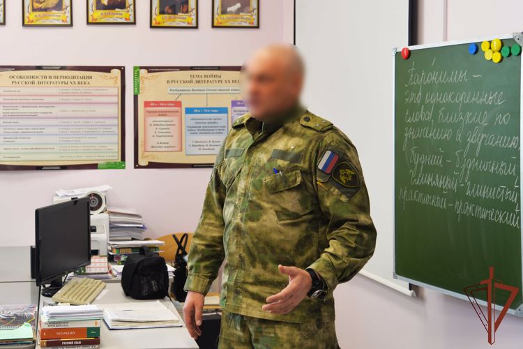 Росгвардия проводит профилактическую работу по безопасности в сети «Интернет» среди ямальской молодежи