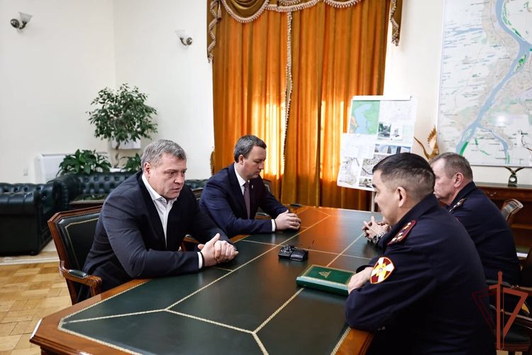 Вновь назначенный начальник Управления Росгвардии по Астраханской области встретился с главой региона