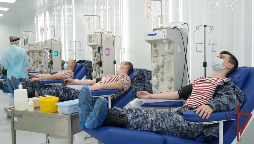 Росгвардейцы  в Кирове стали донорами плазмы крови