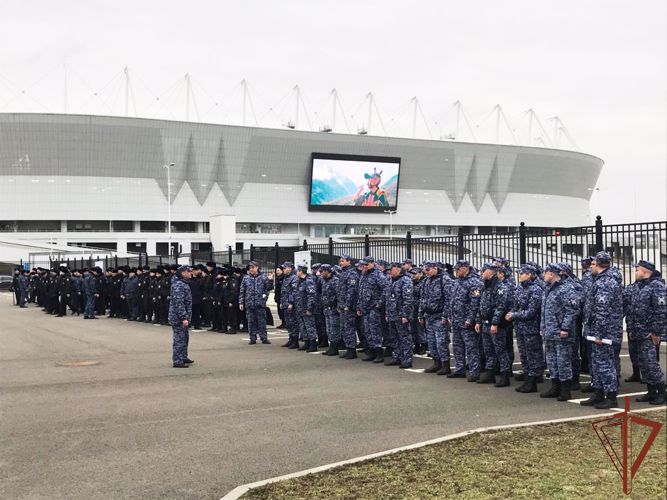 В Ростове-на-Дону росгвардейцы обеспечили безопасность футбольного матча 