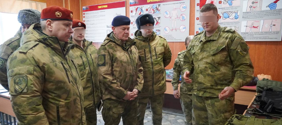 Заместитель директора Росгвардии генерал-лейтенант Владислав Ершов проверил внедрение опыта СВО в подготовку росгвардейцев в Ленобласти