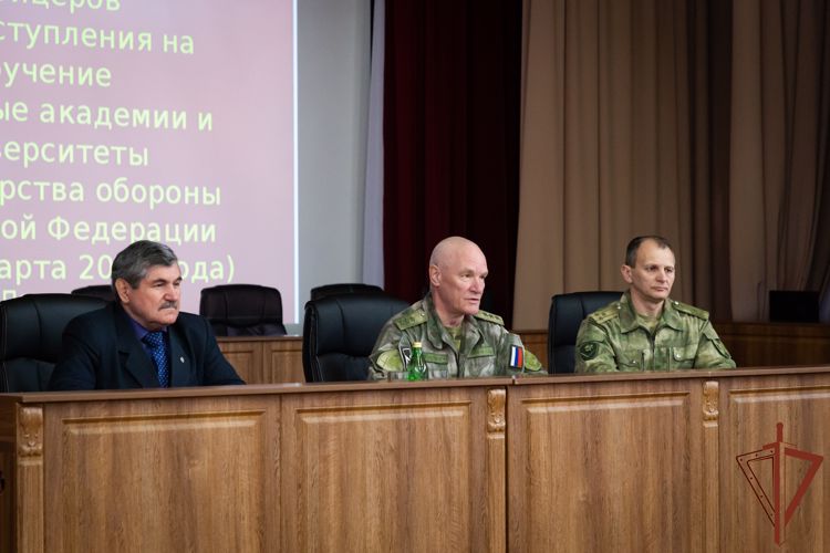 Сбор с кандидатами для поступления в военные учебные заведения прошел в Северо-Кавказском округе Росгвардии