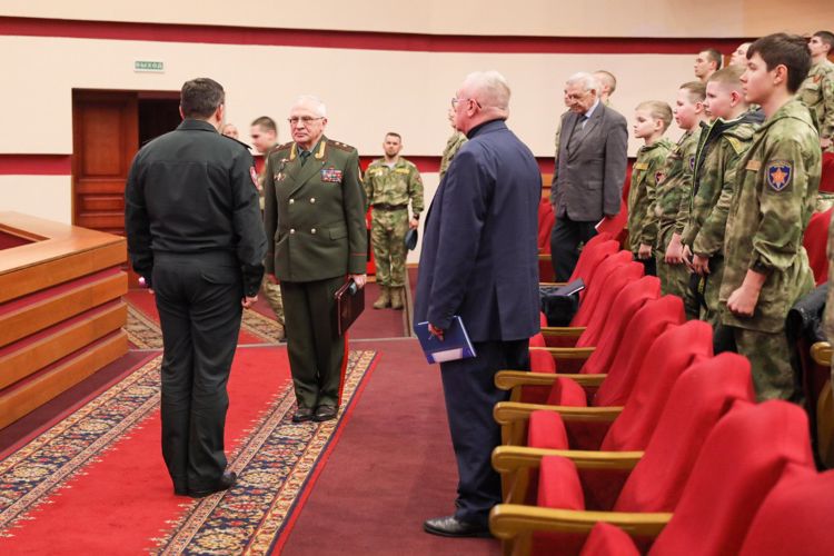 В войсках национальной гвардии состоялась военно-историческая конференция «Росгвардия на страже и защите Отечества»