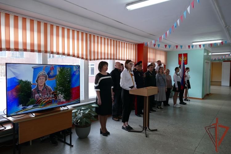 Именем погибшего росгвардейца названа школа в Омске