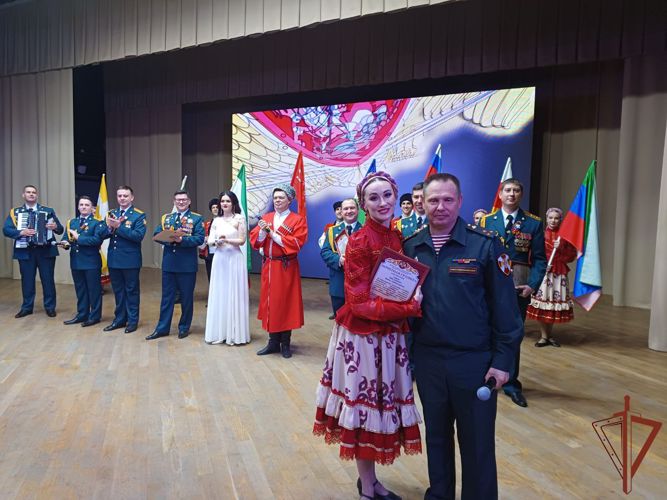 Ансамбль песни и пляски Северо-Кавказского округа Росгвардии выступил в Карачаево-Черкесии