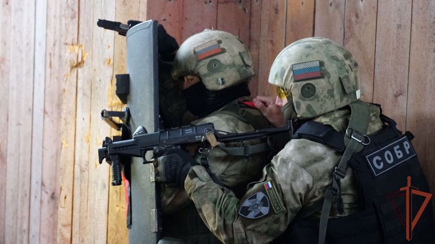 Псковский СОБР «Гепард» Росгвардии отметил 30-летие