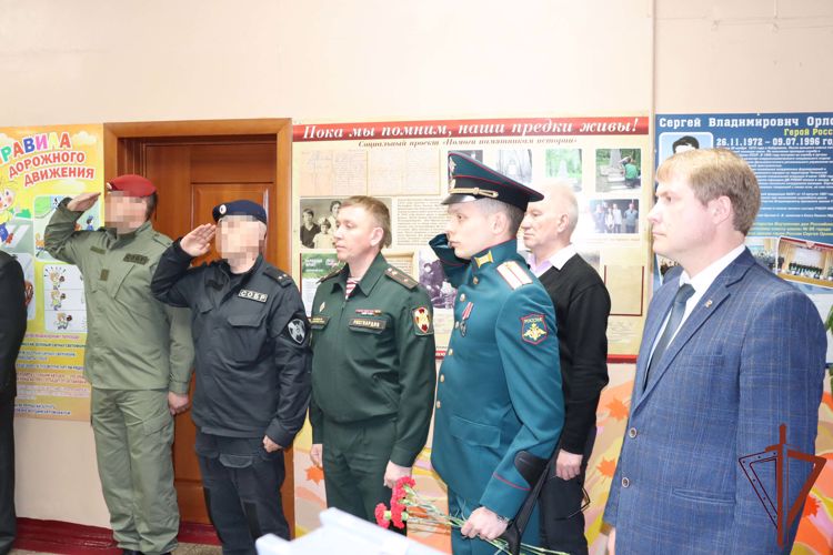 Парта Героя в память об офицере СОБР «Ерофей» открыта в хабаровской школе