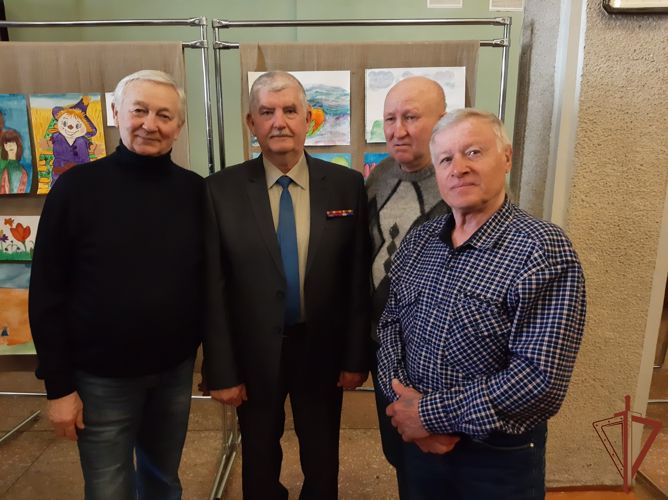 Ветеранов войск правопорядка чествуют на Урале