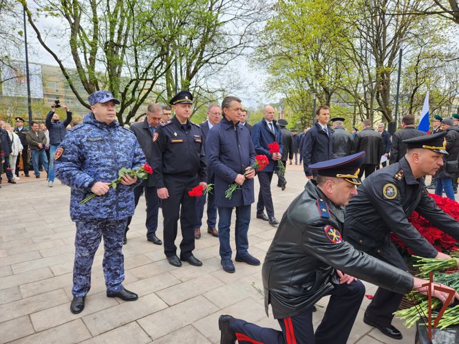 Офицеры Росгвардии приняли участие в торжественном открытии памятника «Героям спецназа ФСБ»