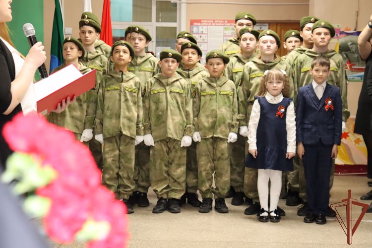 Парта Героя в память об офицере СОБР «Ерофей» открыта в хабаровской школе