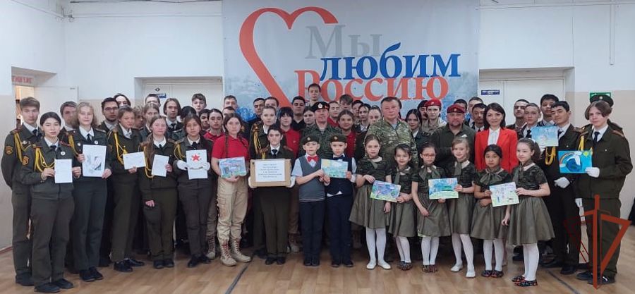 В городах Сибири при участии Росгвардии прошли встречи в рамках автопробега «Дорога к Победе» 