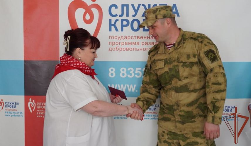 Росгвардейцы Приволжского округа присоединились к всероссийской донорской акции (видео)