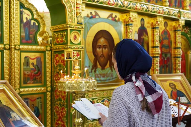 В грозненском соединении Росгвардии состоялось пасхальное богослужение