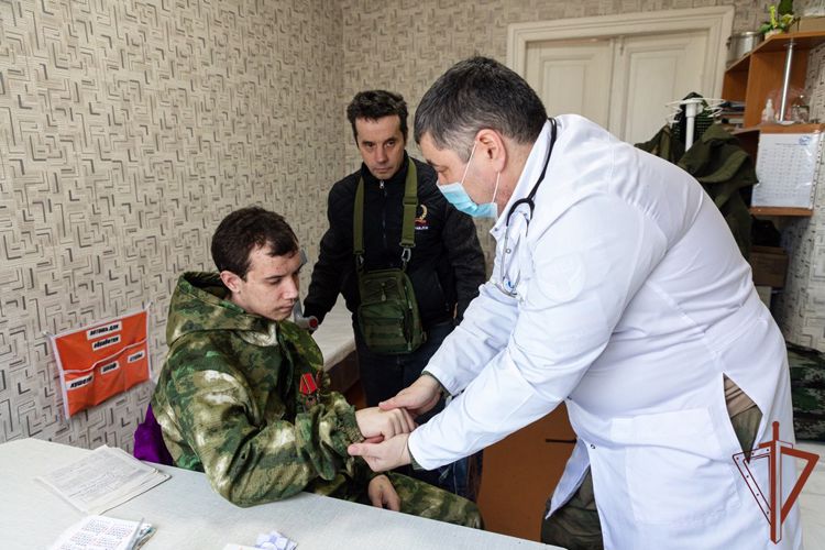 Накануне Дня медицинской службы Росгвардии врачи ведомства открыли пункты неотложной помощи в районе СВО