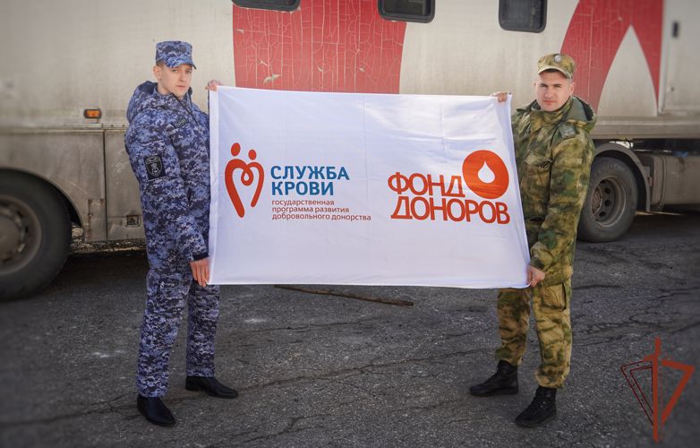 Более 20 литров донорской крови сдали росгвардейцы из Владимира 