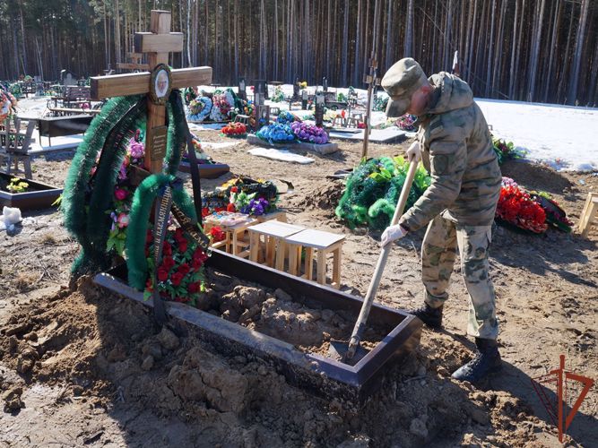 Мероприятия, посвященные 37-й годовщине аварии на Чернобыльской АЭС, прошли в Сибирском округе Росгвардии