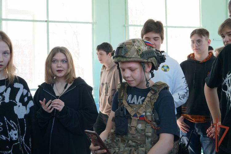 Патриотические встречи для молодежи провели росгвардейцы Северо-Западного округа  