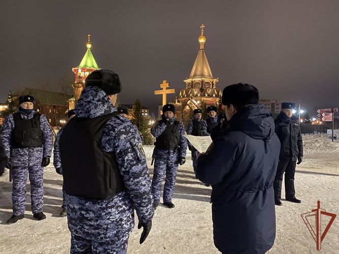 Росгвардейцы СЗО обеспечили безопасность во время мероприятий, посвященных празднованию Пасхи Христовой