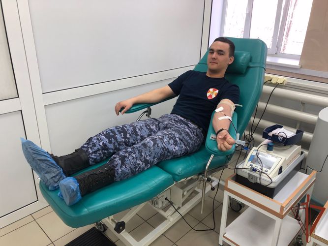 Торжественные мероприятия и донорские акции в рамках Дня донора прошли при участии Росгвардии в Сибири