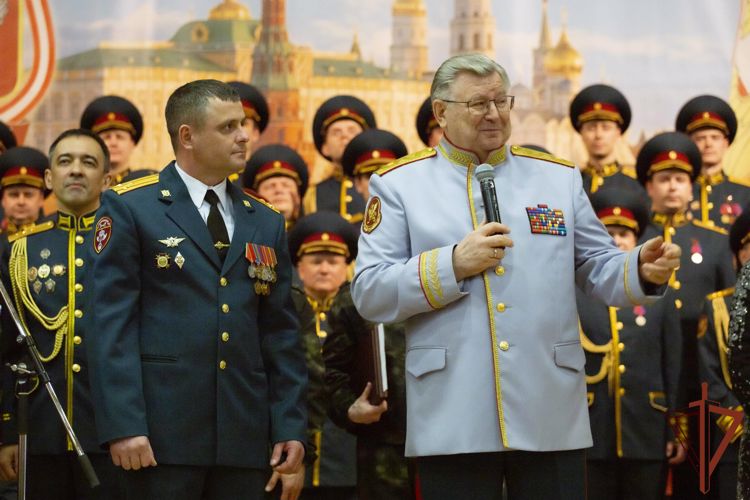  Командующий Центральным округом Росгвардии поздравил столичный полк со 105-летием со дня образования