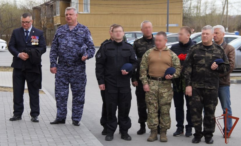Память офицера СОБР погибшего при исполнении служебного долга увековечена в Тюмени