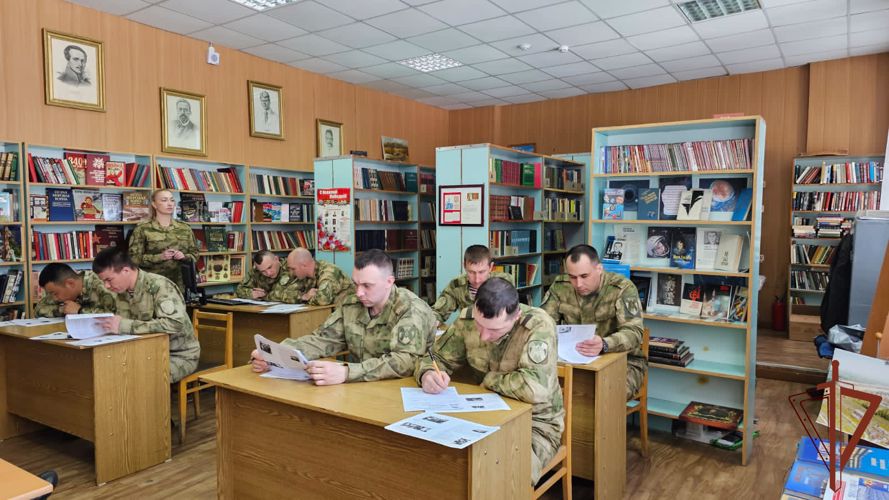 К Международной патриотической акции «Диктант Победы»присоединились росгвардейцы из Сибири  