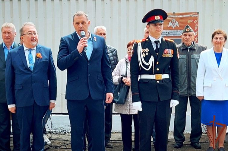 Герой России Артём Катунькин стал участником памятного для  учеников профильных классов Росгвардии мероприятия в Ялте