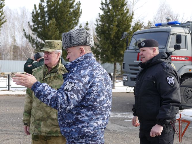 Командующий Сибирским округом Росгвардии представил губернатору Томской области нового командира северского соединения