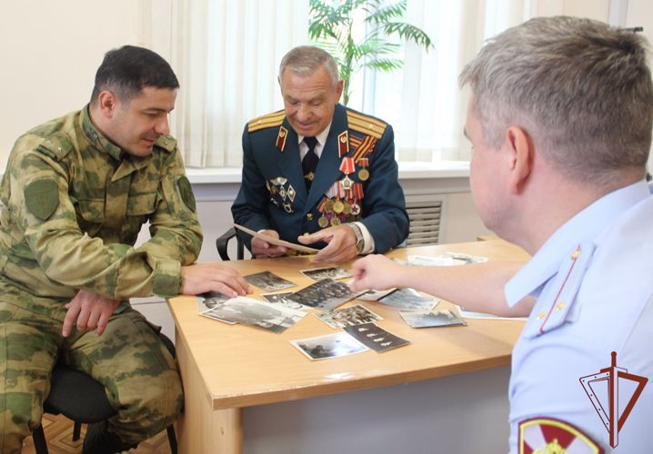 Ветеранов войск правопорядка чествуют на Урале