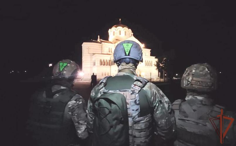 Росгвардия обеспечила безопасность участников пасхальных торжеств на юге России 