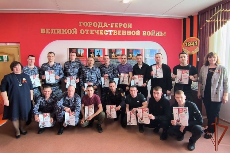 Уральский округ Росгвардии присоединился к Международной патриотической акции «Диктант Победы»