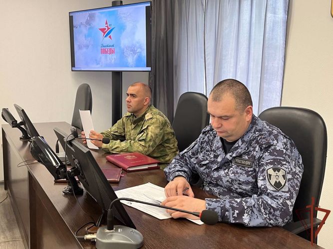 К Международной патриотической акции «Диктант Победы»присоединились росгвардейцы из Сибири  