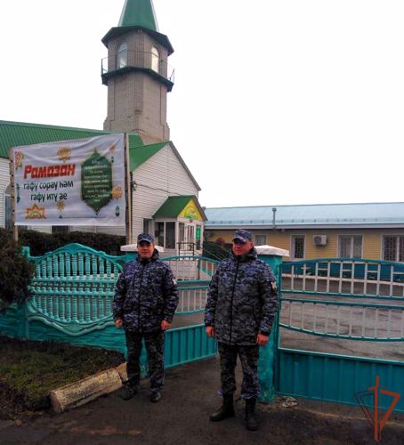 Росгвардейцы выполнили задачу по охране общественного порядка во время празднования Ураза-байрама в Татарстане
