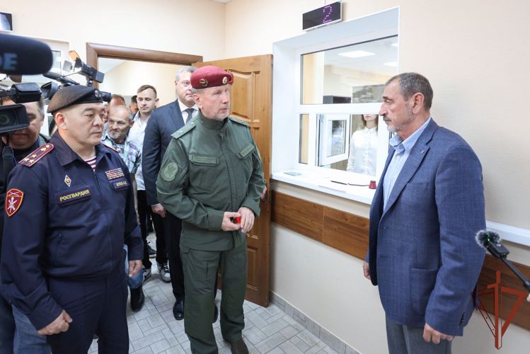 Генерал армии Виктор Золотов совершил рабочую поездку в Астраханскую область 