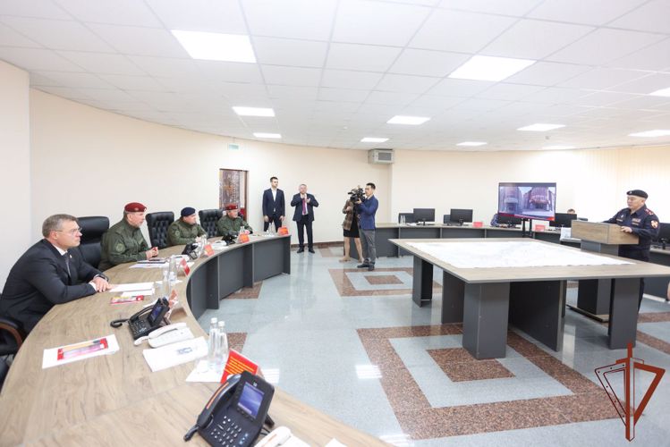 Генерал армии Виктор Золотов совершил рабочую поездку в Астраханскую область 